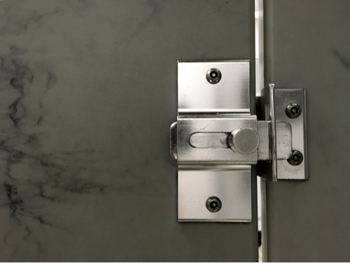 4 tipos de fechadura para porta de entrada