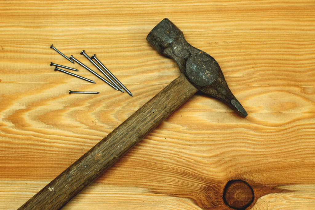 Conheça os Tipos de Martelo e suas Aplicações na Construção Civil