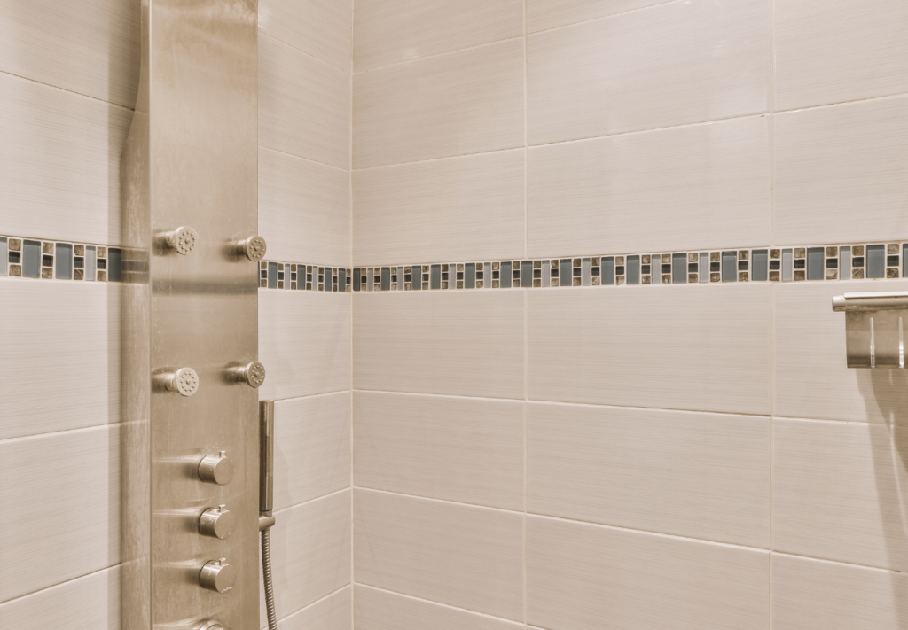 Acessórios para box de banheiro: escolha os itens essenciais