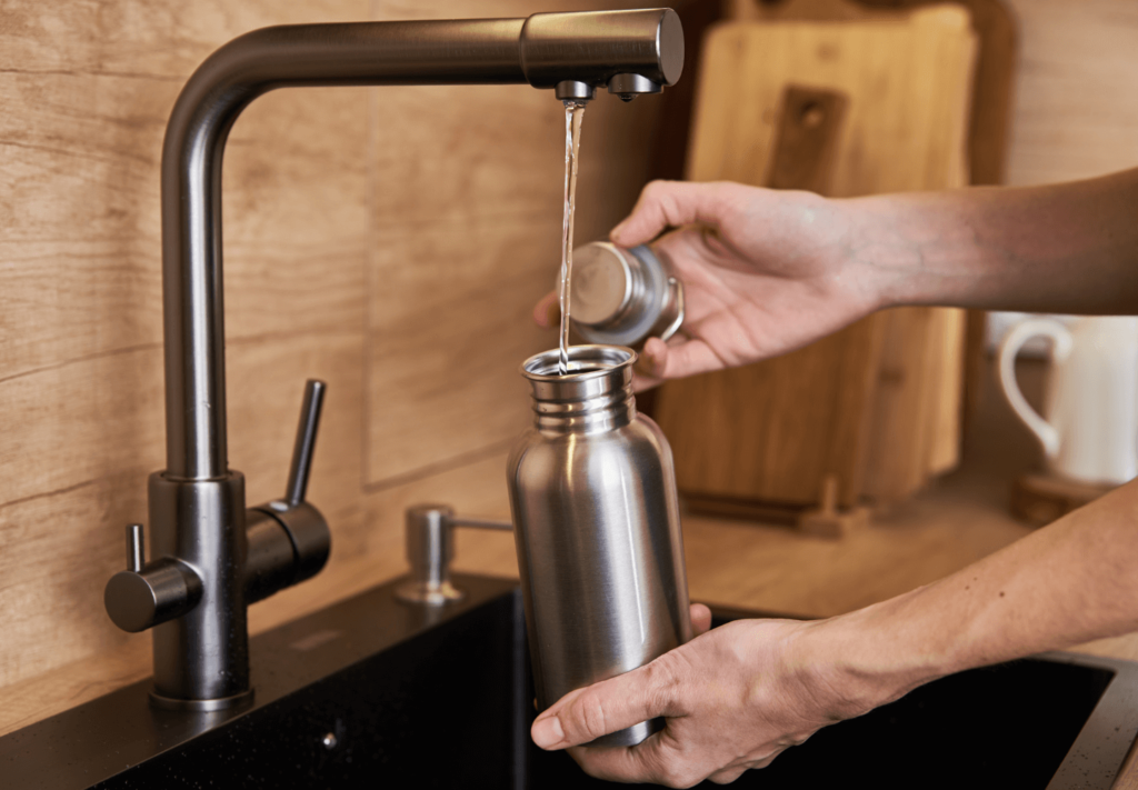 Torneira com filtro para cozinha: vantagens e modelos