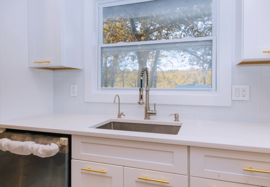 Pia de cozinha com armário: modelos e como escolher