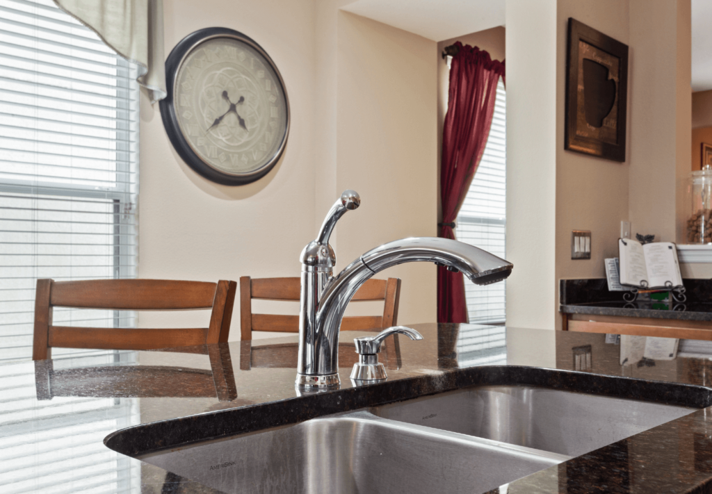 Tipos de torneiras para cozinha: qual escolher para sua casa