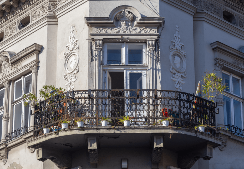 Ideia para varanda pequena: inspirações para aproveitar o espaço