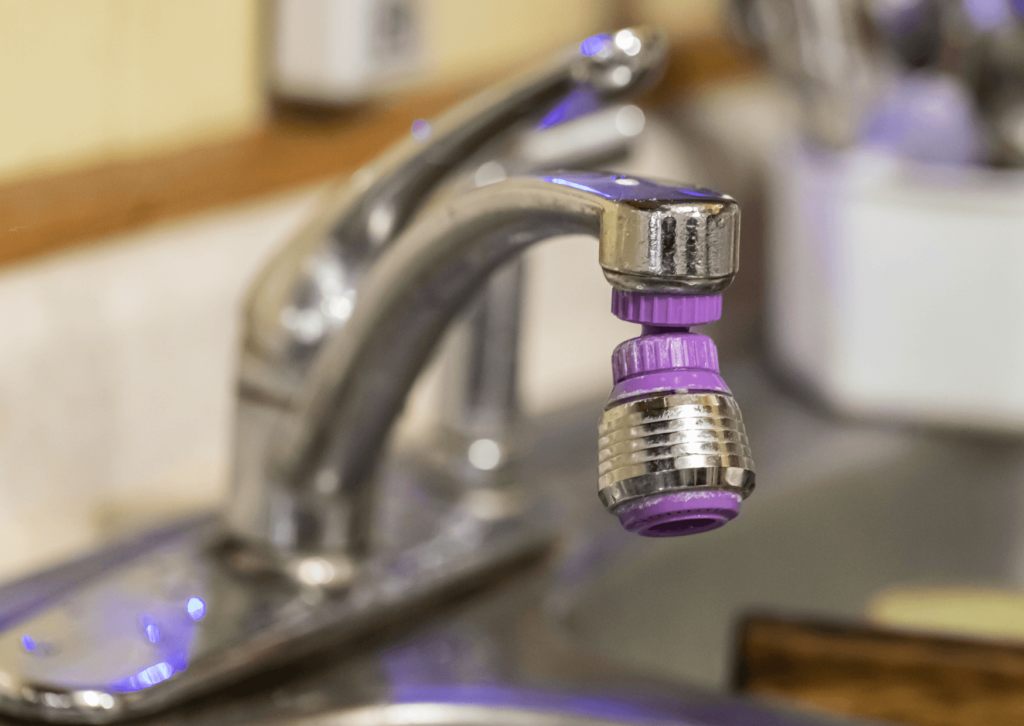 Nesse artigo veja como o filtro de torneira pode ser solução simples e eficiente para melhorar a qualidade da água consumida em casa.