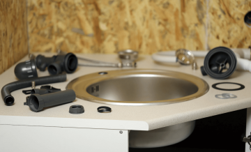 Trocar pia: o que você precisa saber antes de começar