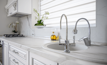 Pia de cozinha com armário: modelos e como escolher