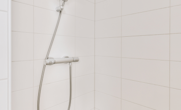 Escolhendo o Melhor: Explorando os Diferentes Tipos de Ralos para Banheiro