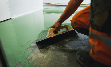 Precisando de uma repaginada? Conheça o banheiro pintado com tinta epóxi 