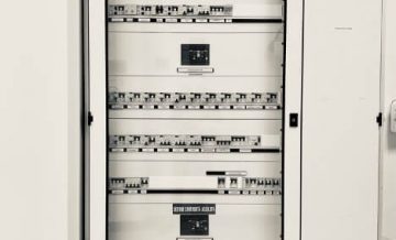 quadro de distribuição pequeno