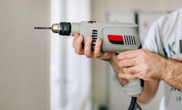 como escolher furadeira