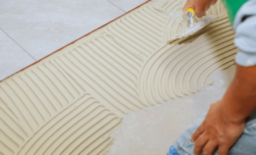 Argamassa para piso banheiro: como usar