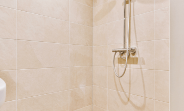 Argamassa para box de banheiro: como usar